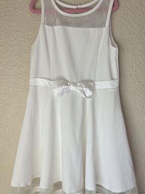 Calvin Klein White Sleeveless A-Line Dress with Satin Bow